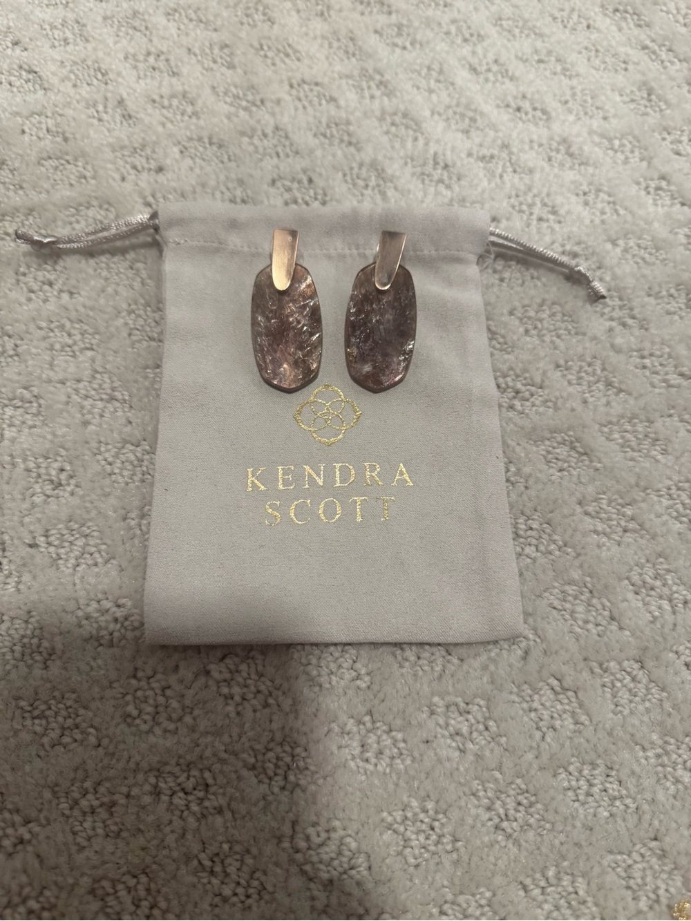 Kendra Scott Brown and Gold Oval Drop Earrings
